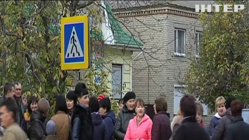 На Миколаївщині медики перекрили дорогу державного значення