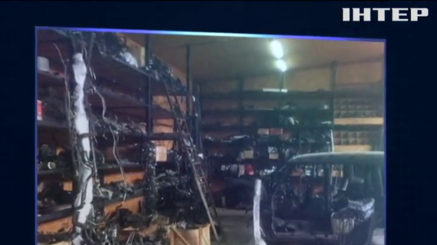 Поліція затримала банду мисливців на елітні авто