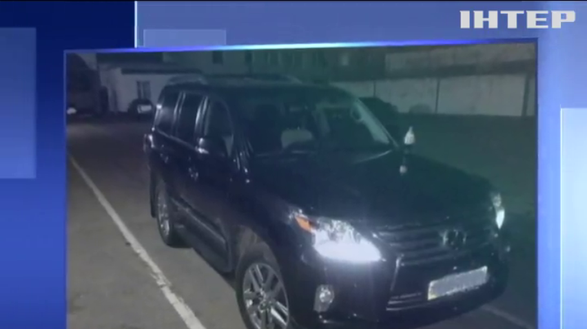 На Київщині затримали крадіїв елітних автівок