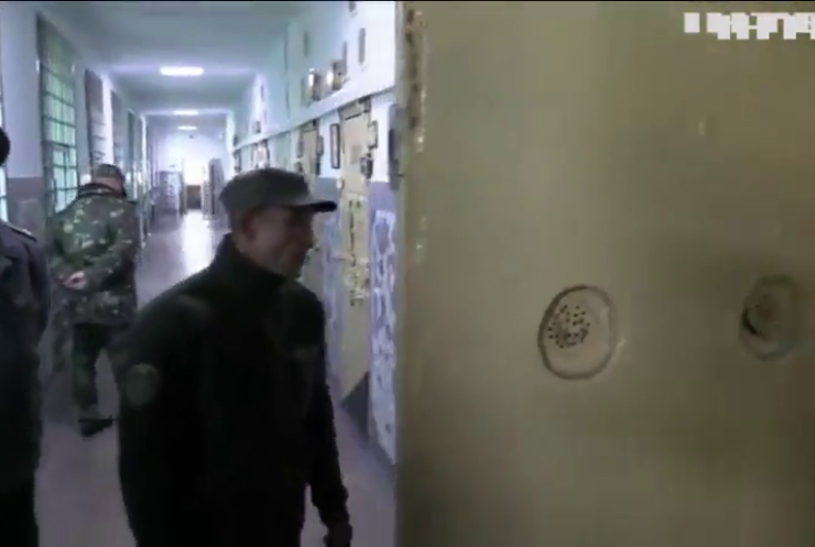 Вкрадене життя: чи сидять в українських тюрмах за чужі злочини?