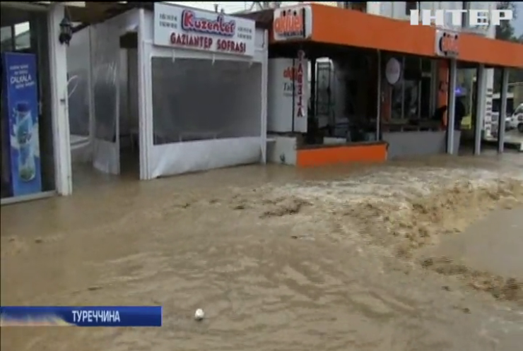 Місто Туреччини затопило потужними зливами