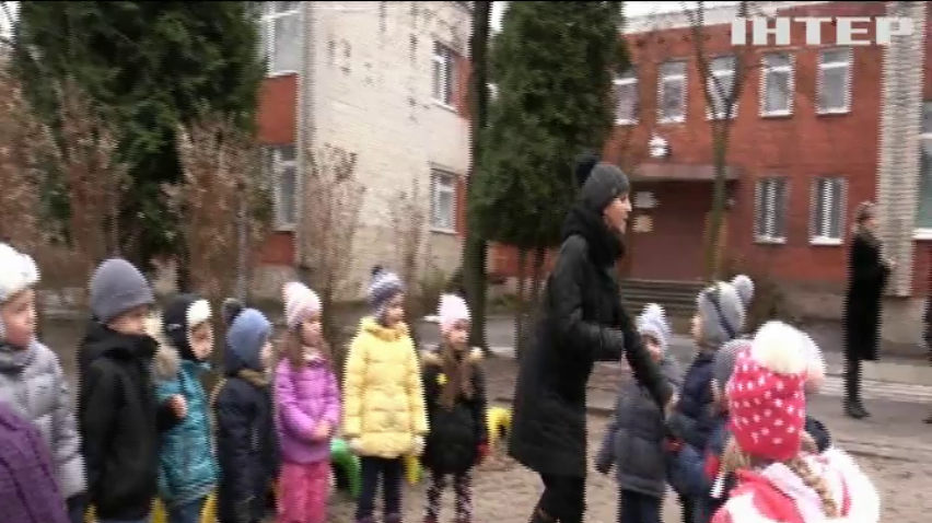 Дитсадки Львова залишаються без вихователів