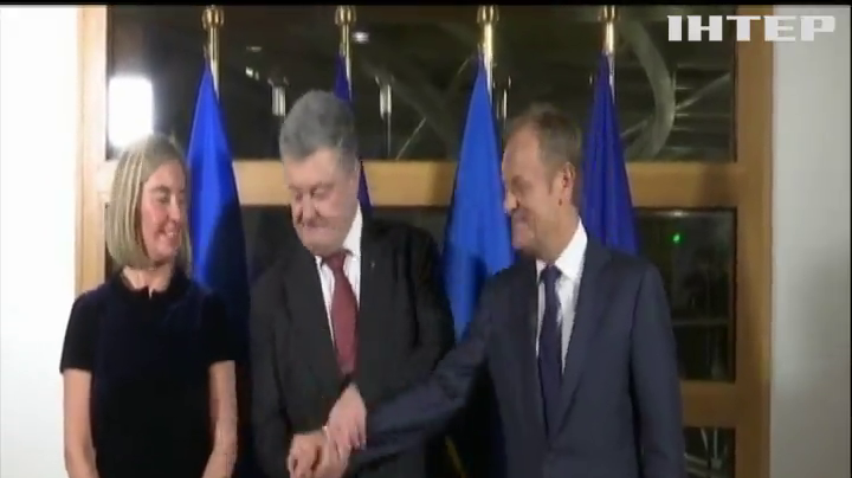 Петро Порошенко зустрівся з Меркель та генсеком НАТО
