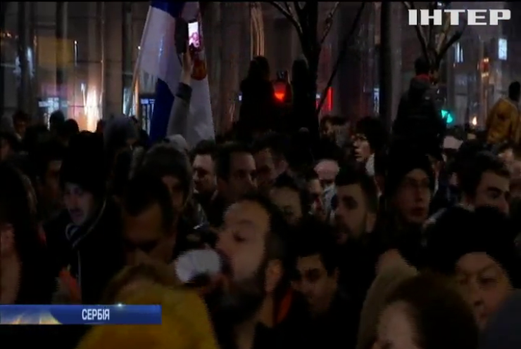 У Белграді люди вийшли на протест проти президента Александара Вучича
