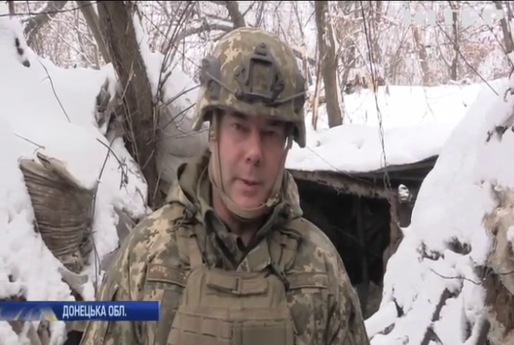 На Донбасі бійці готуються зустріти Новий рік