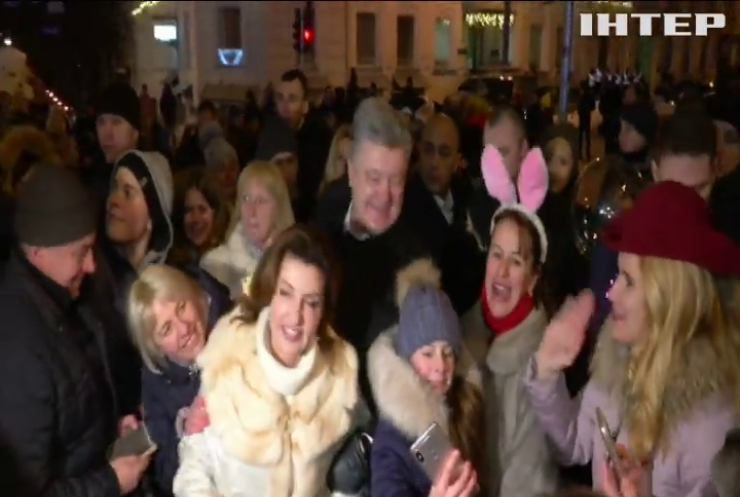 Петро Порошенко відвідав різдвяний ярмарок у Києві