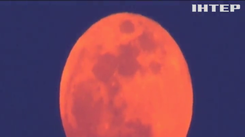 "Кривавий" місяць: в NASA оприлюднили дату затемнення
