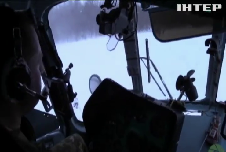 Військові льотчики проводять навчання на Полтавщині