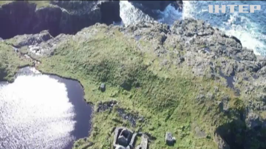 В Ірландії продають острів із монастирем