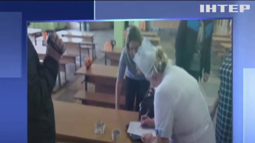 У Миколаєві проводять обшуки у школах та комунальному підприємстві