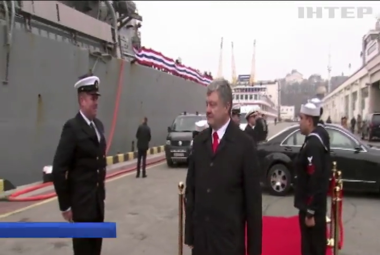 НАТО збільшує військову присутність у Чорному морі - Петро Порошенко