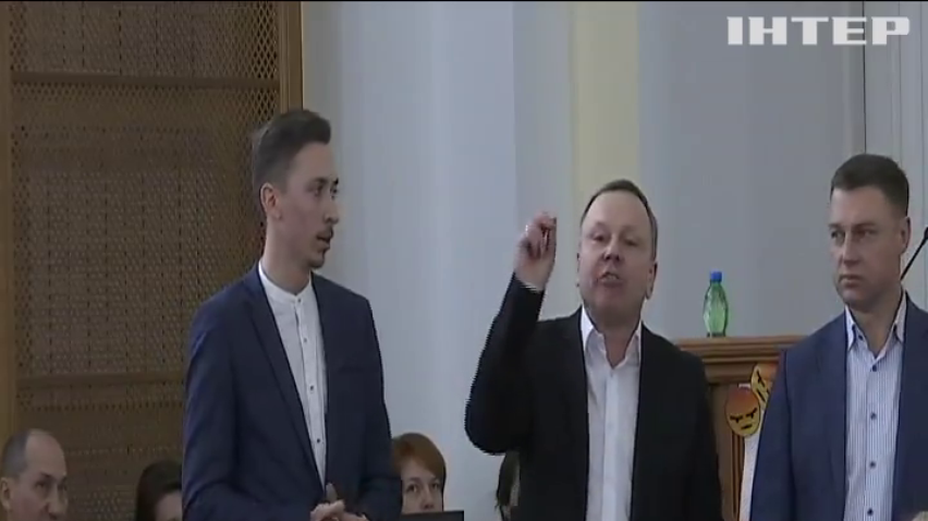 Харків'яни вимагають виконати рішення суду щодо призупинення дії нових тарифів на проїзд