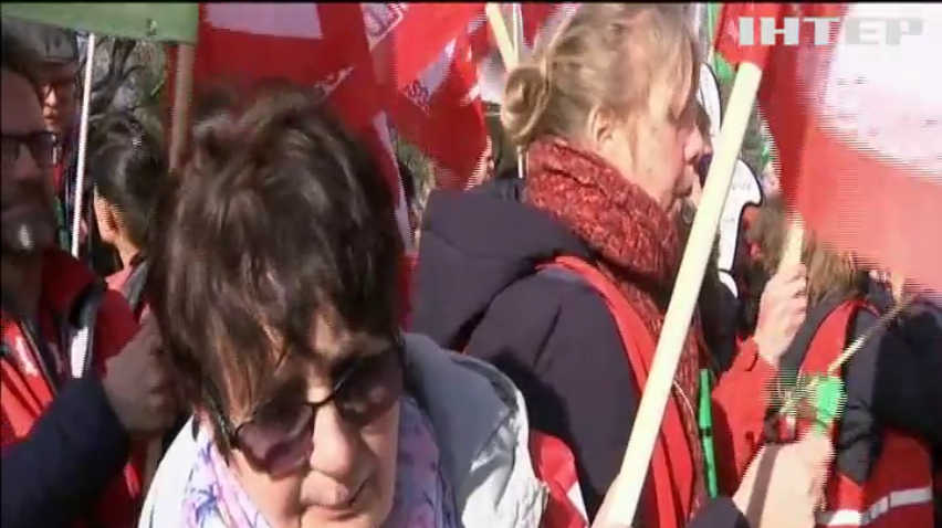 Лідера профспілок Німеччини підтримали яскравим протестом