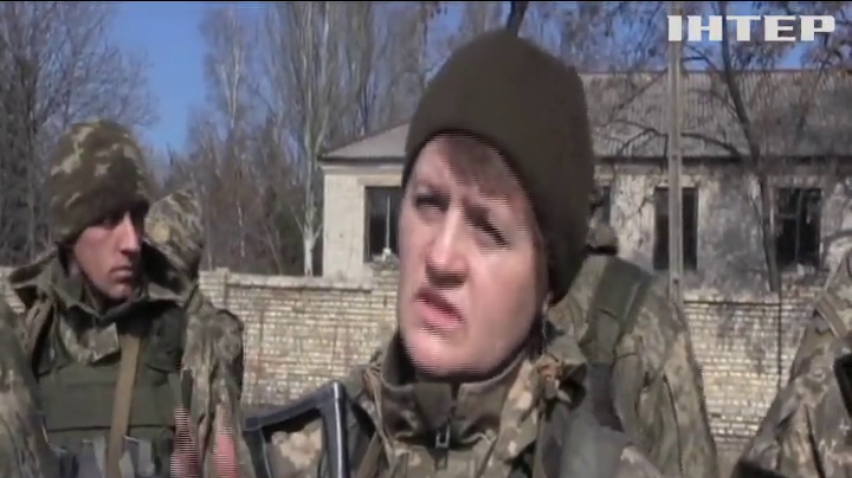 На передовій жінок-військових привітали зі святом весни