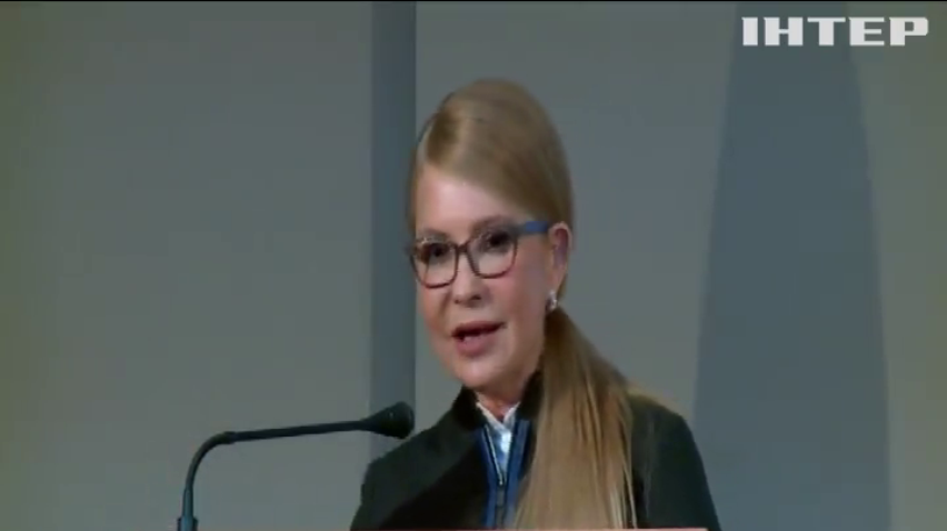 Юлія Тимошенко під час візиту до Харкова пообіцяла створити умови молоді України для самореалізації