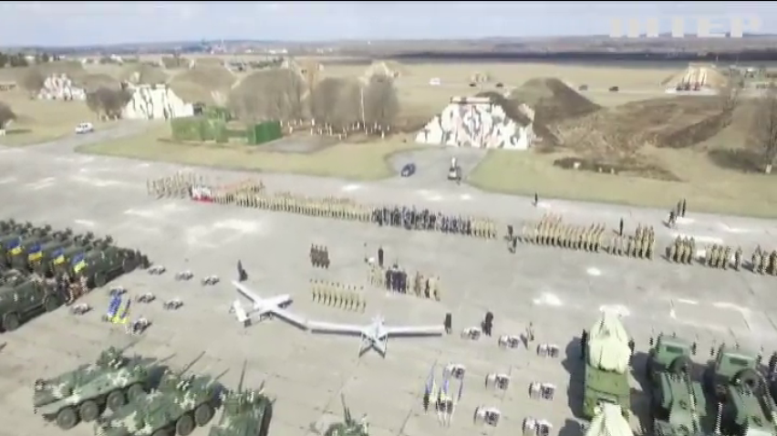 На Хмельниччині Петро Порошенко вшанував пам'ять загиблих у війні на Донбасі