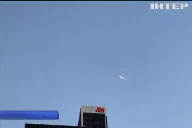 У небі над Лос-Анджелесом з'явився загадковий об’єкт (відео)