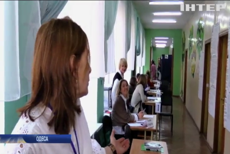 В Одесі зафіксували порушення таємниці голосування