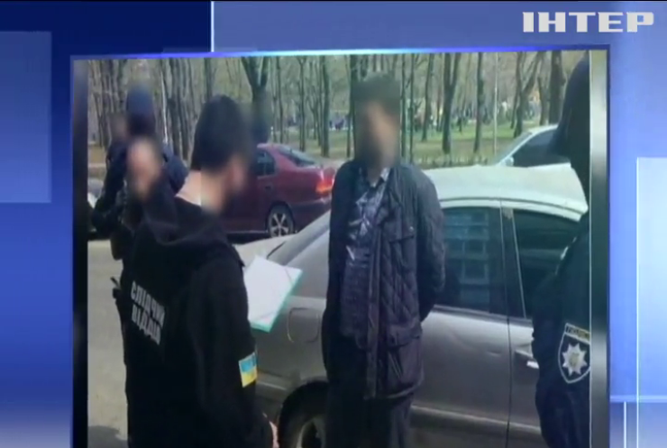 На Одещині прокурор очолював банду квартирних аферистів