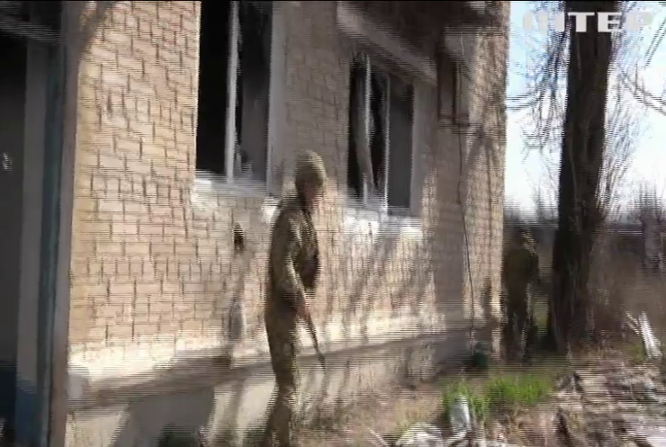 Війна на Донбасі: бойовики атакують позиції оборонців