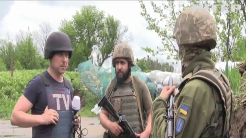 На Донбасі бойовики ведуть вогонь із заборонених калібрів
