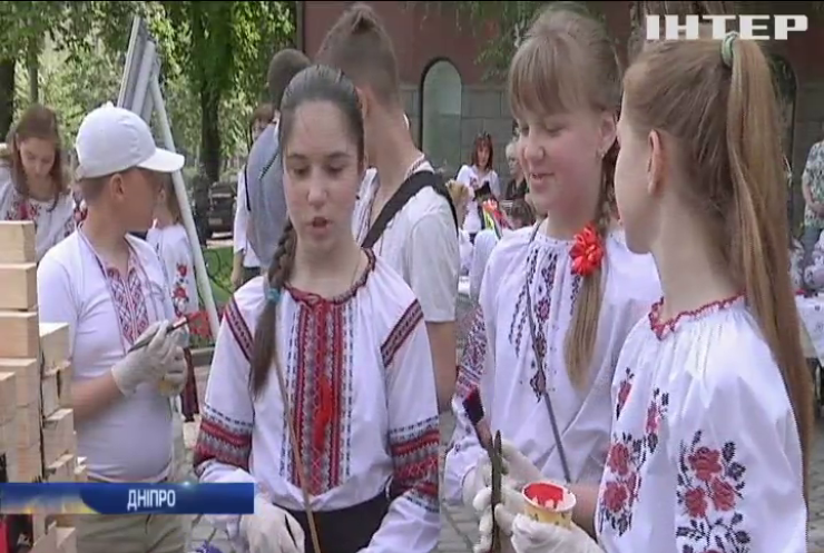 В Україні відзначають Всесвітній день вишиванки