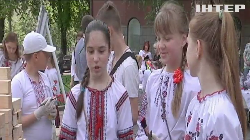 В Україні відзначають Всесвітній день вишиванки