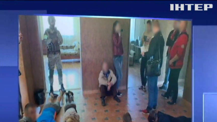 На Харківщині псевдолікарі катували наркозалежних