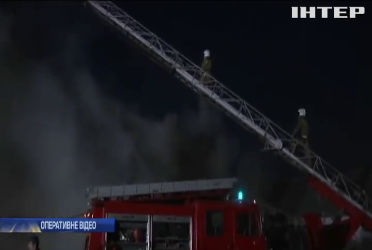 В Одесі спалахнула масштабна пожежа
