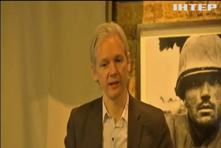 Засновник Wikileaks потрапив до тюремної лікарні