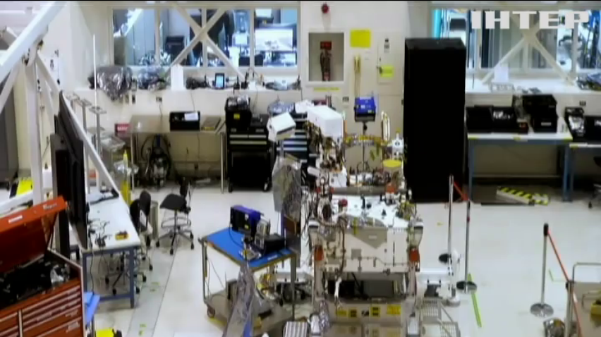 NASA транслює складання марсохода "Марс 2020" у прямому ефірі