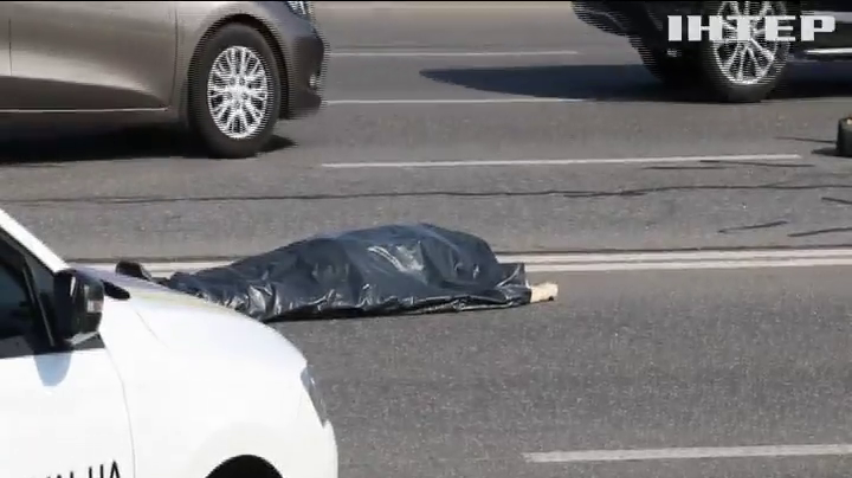 У Києві автомобіль розірвало на шматки