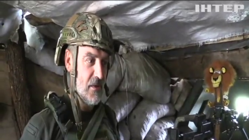 Бойовики на Донбасі продовжують бити великими калібрами