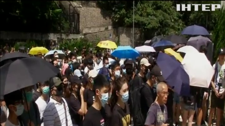 У Гонконзі протестують проти поліцейського свавілля