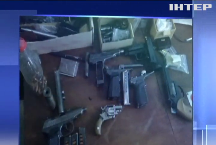 Поліція викрила "фабрики зброї" на Дніпропетровщині