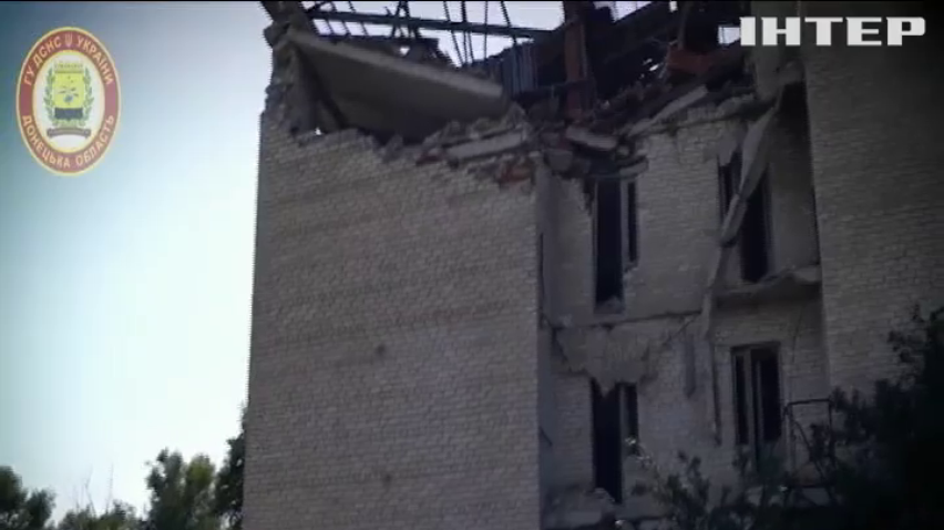 На Донеччині відновлюють пошкоджені обстрілами будинки