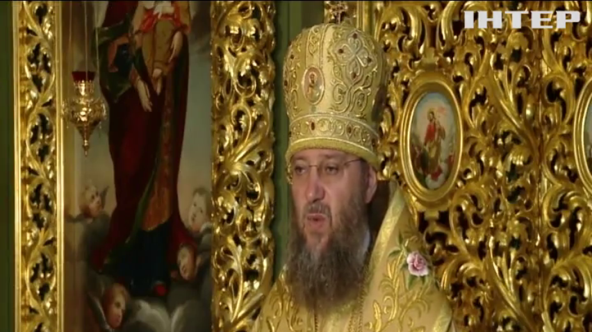 День Хрещення Русі у Києві: на урочистості зібралися сотні священнослужителів та тисячі вірян