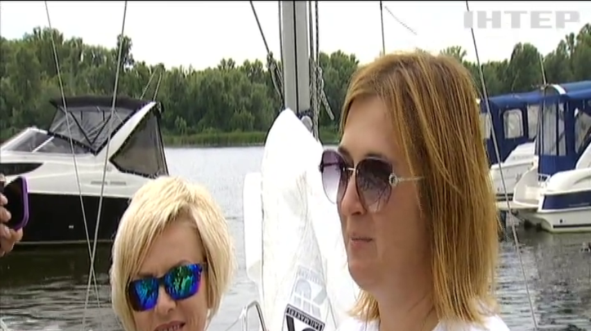 Змагання яхтсменів-аматорів: у Києві пройшла традиційна регата