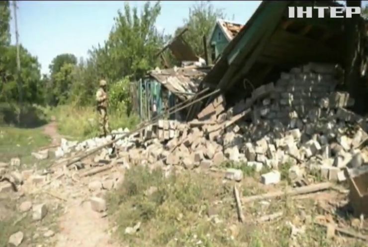 На Донбасі відновилися ворожі обстріли