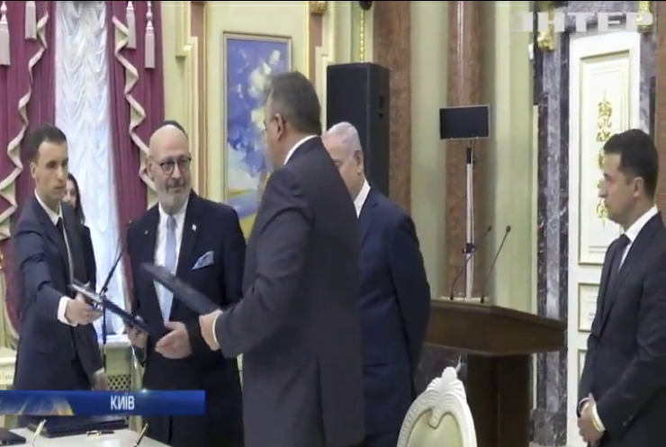 Прем'єр-міністр Ізраїлю прибув до Києва з дводенним офіційним візитом