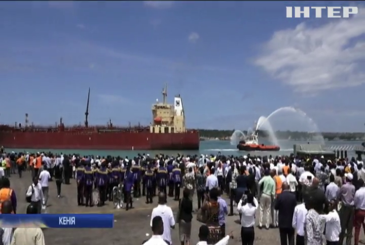 Кенія вперше відправила на експорт партію нафти
