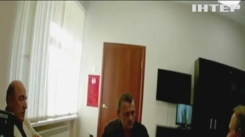 Депутати від "Опозиційної платформи - За життя" Віктор Медведчук та Вадим Рабінович відвідали у російській в'язниці "Лефортово" українських політв'язнів