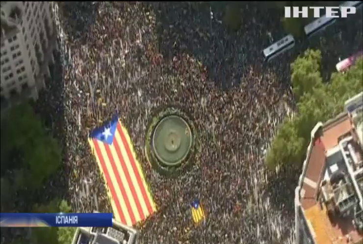Каталонці вийшли на мітинг у Барселоні