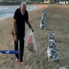 Прем'єр-міністр Індії збирав пластикові пляшки на одному з пляжів
