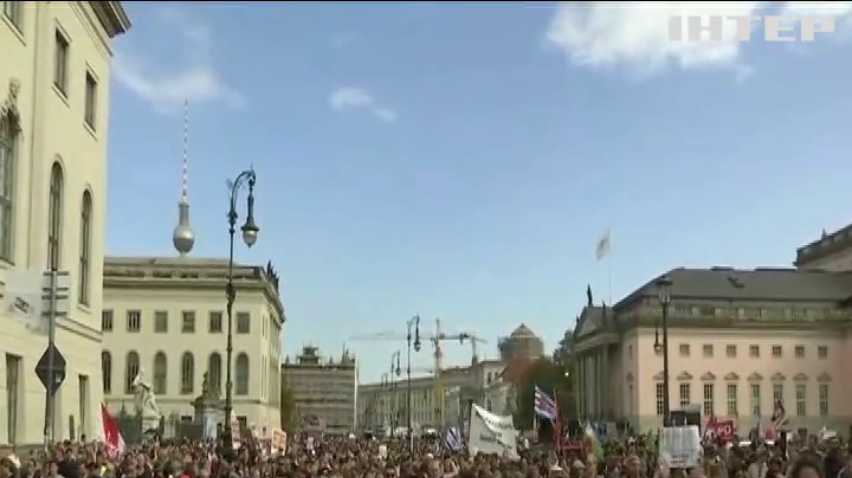 У Німеччині відбулись масові демонстрації проти антисемітизму