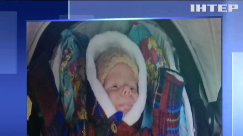 Схопила немовля і втекла: на Київщині псевдоволентерка викрала дитину