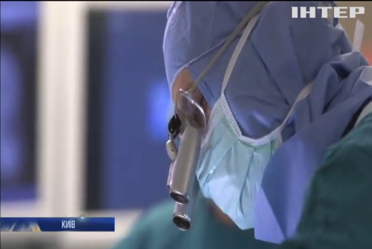 Український нейрохірург розробив технологію лікування мозку без операції