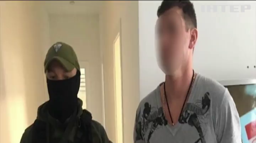 Банда з Києва викрадала та катувала людей