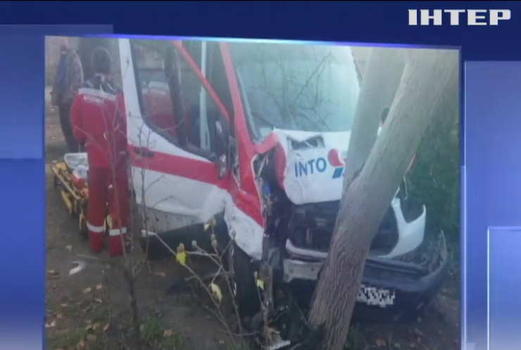 В Одесі авто зіткнулося з машиною "швидкої допомоги"