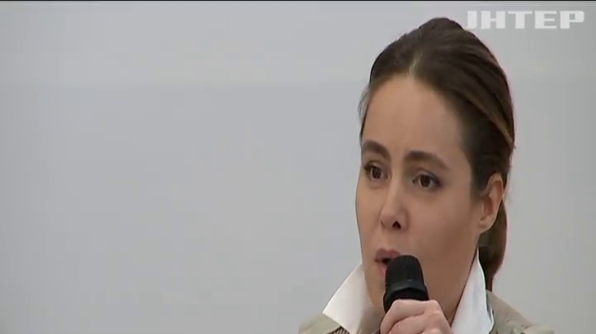 Допомога переселенцям: Наталія Королевська закликала надати дітям статус простраждалих під час воєнних конфліктів на Донбасі